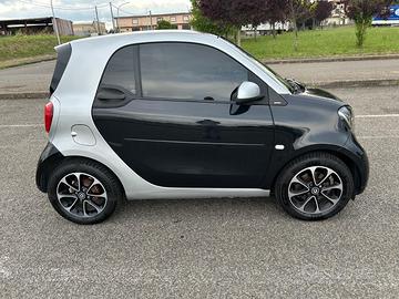 Smart  fortwo con motore revisionato