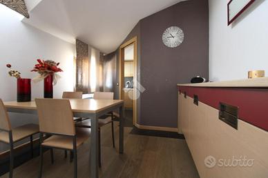 4 LOCALI A ROMANO DI LOMBARDIA