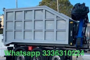 Cassone scarrabile con gru ragno bob spa 4,0+ZES