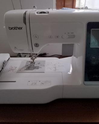 Macchina Elettronica per Cucire e Ricamare 3D