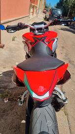 MVA AGUSTA RIVALE 800