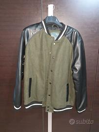 Giacca stile college con maniche in ecopelle