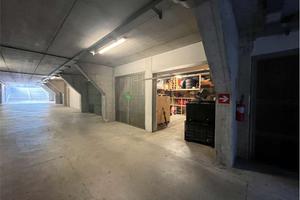 Box doppio a primo piano interrato