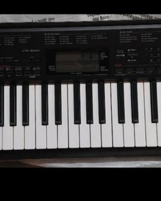 PIANOLA CASIO CTK-3200
