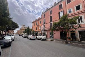NEGOZIO A GENZANO DI ROMA