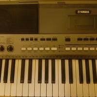 Tastiera Usata Yamaha PSR-E443