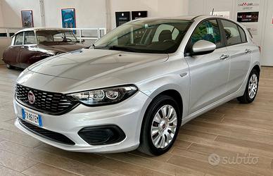 Fiat Tipo 1.3 Mjt S&S 5 porte Easy