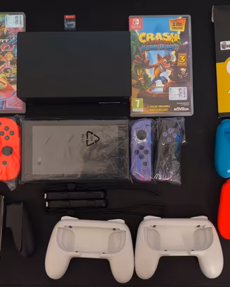 Nintendo Switch (Ed. 2022) + 3 giochi + accessori