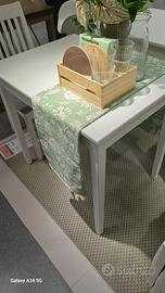 Tavolo effetto legno IKEA