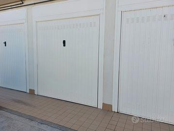 Garage a livello strada