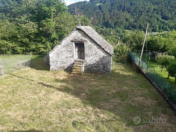 Baita con terreno a Malesco