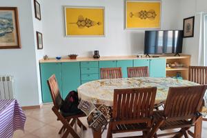 Residence Ambra con terrazzo e piscina