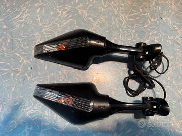 Specchietti sportivi a led