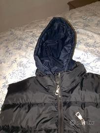 Giubbotto con cappuccio. Uomo