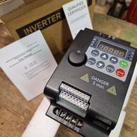 Inverter 2,2 kW da 220V 1ph a 220V 3ph