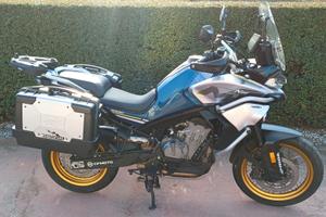 Cf Moto 800MT Explorer
