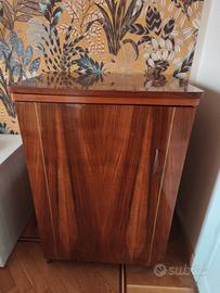 Macchina da cucire vintage Vigor