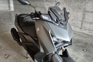 Yamaha X-MAX 300