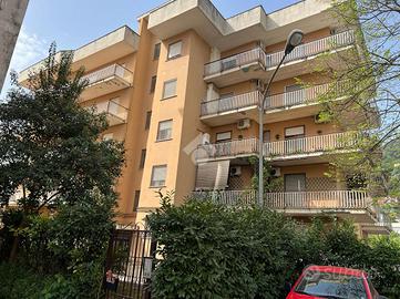 4 LOCALI A CASSINO