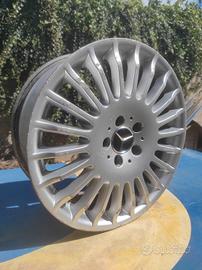 Cerchio anteriore Mercedes clk 220