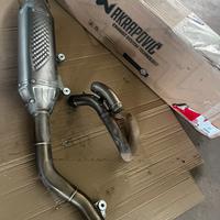 Scarico completo Akrapovic