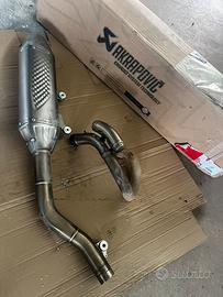 Scarico completo Akrapovic