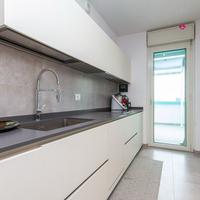 Cucina completa di elettrodomestici
