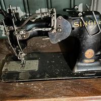 Macchina da cucire antica SINGER