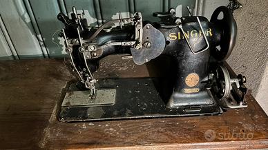 Macchina da cucire antica SINGER