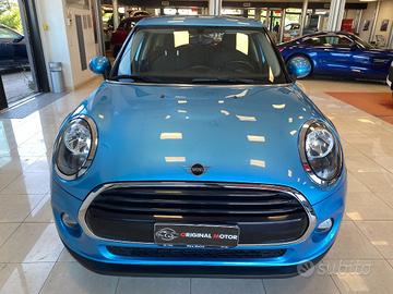 MINI Cooper 1.5 5 porte IVA ESPOSTA