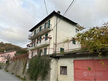 Immobile in asta di 100 m² con 4 locali a Savignon