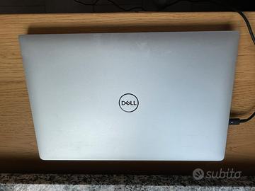 Pc portatile DELL XPS 15- 9570