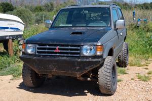 Pajero GLS V20 