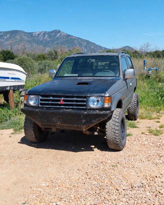 Pajero GLS V20 