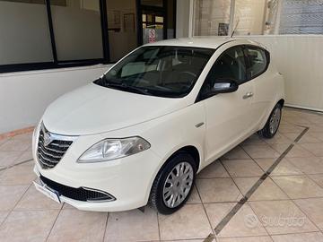 Lancia Ypsilon 1.2 69 CV 5 porte Gold - NO VINCOLO