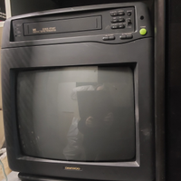 TV 24 pollici daewoo incorporato il lettore vhs