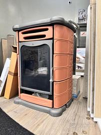 STUFA A LEGNA  MARCA EDILKAMIN