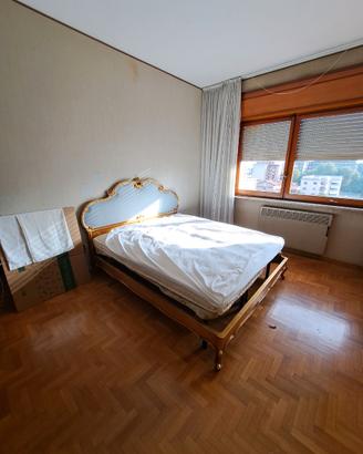 Letto matrimoniale classico - rete a doghe