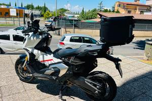 HONDA X-ADV 750 TUTTO INCLUSO ANCHE PASSAGGIO!