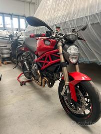 Ducati Monster 1100 Evo