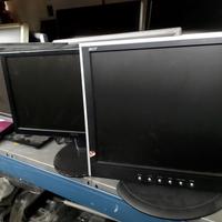 monitor vari per pc da 17 a 23 pollici