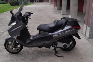Piaggio X8 250