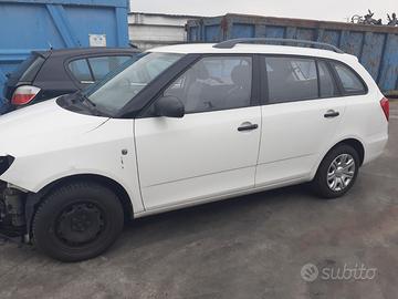 Skoda Fabia SW 1.6 Td per ricambi