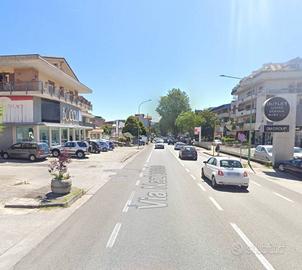 Immobile di 1300 m² con 3 locali a Mercogliano