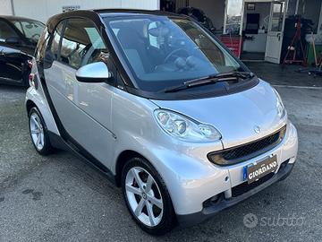 Smart 800 cdi soli 119.000 km
