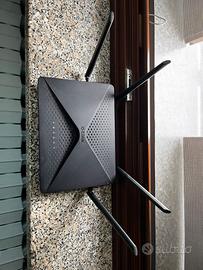 Router D-Link DIR-882