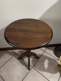 Tavolino in legno
