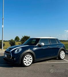 MINI Cooper SD 2.0 170cv automatica, 5porte, Hype