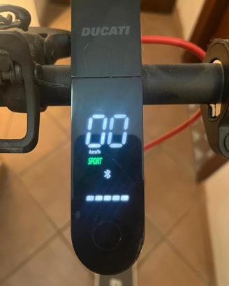 Monopattino elettrico Ducati
