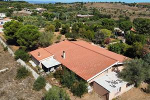 Villa in Contrada Avola Antica -Chiusa Cavalli